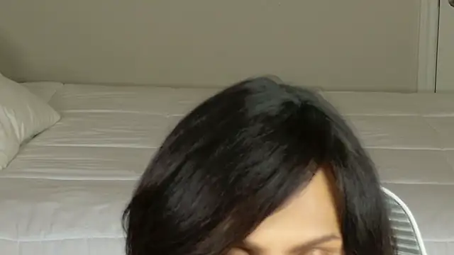 Snapshot of xprettysmilex chatting on October 9, 7:56 pm xprettysmilex online show from October 9, 7:56 pm