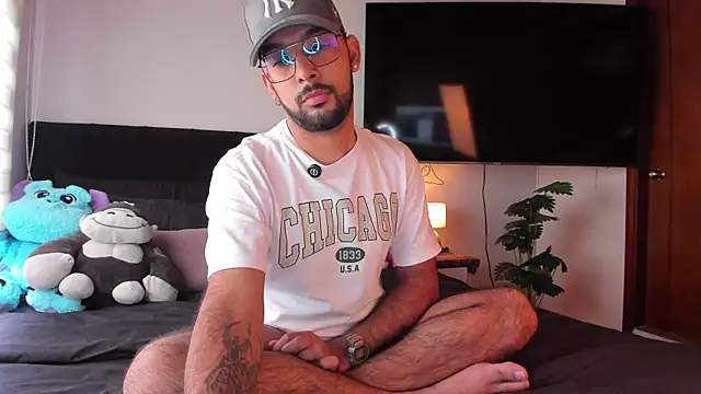  PauloDaSilva  online show from March 19, 5:28 pm