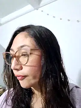 Snapshot of Mia_Ruiz chatting on February 19, 12:35 am Mia Ruiz online show from February 19, 12:35 am