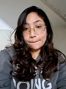Snapshot of Mia_Ruiz chatting on October 2, 2:18 am Mia Ruiz online show from October 2, 2:18 am