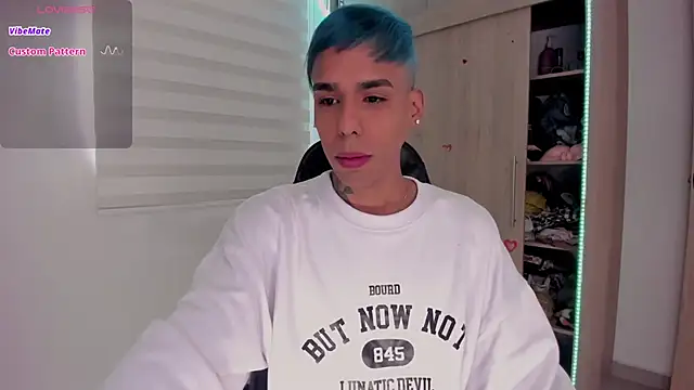 aldrinwhite online show from February 23, 2:46 pm