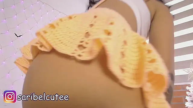 Snapshot of saribelcute chatting on December 3, 4:50 pm saribelcute online show from December 3, 4:50 pm