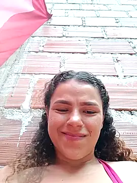 Mommy-Hot online show from March 3, 10:10 pm