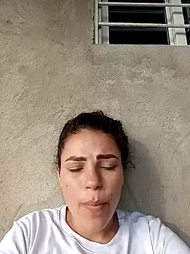 Mommy-Hot online show from March 21, 9:34 pm