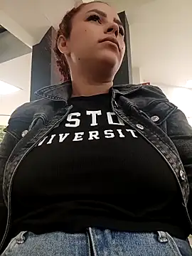 Mommy-Hot online show from December 20, 2:13 pm