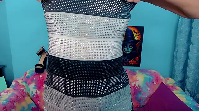 LindaaLu online show from February 3, 5:07 am