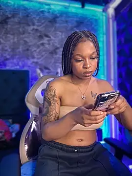 Snapshot of Melany_Williams chatting on October 23, 1:10 pm Melany Williams online show from October 23, 1:10 pm