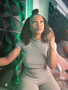 Snapshot of Melany_Williams chatting on November 11, 1:22 pm Melany Williams online show from November 11, 1:22 pm