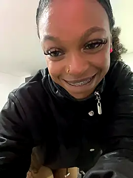 Snapshot of Melany_Williams chatting on November 15, 2:13 pm Melany Williams online show from November 15, 2:13 pm