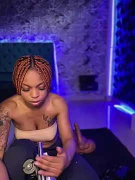 Snapshot of Melany_Williams chatting on December 5, 12:47 pm Melany Williams online show from December 5, 12:47 pm