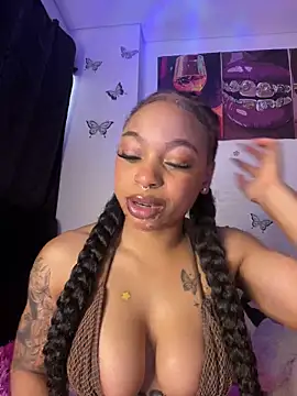 Melany Williams online show from April 28, 2:33 pm