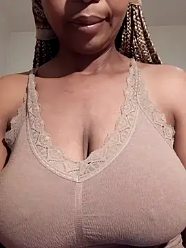 realsquirter online show from February 18, 7:52 pm