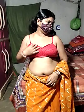 Snapshot of Mourani24 chatting on May 13, 4:59 pm Mourani24 online show from May 13, 4:59 pm
