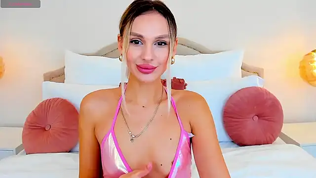 MissLoou online show from October 31, 6:14 am