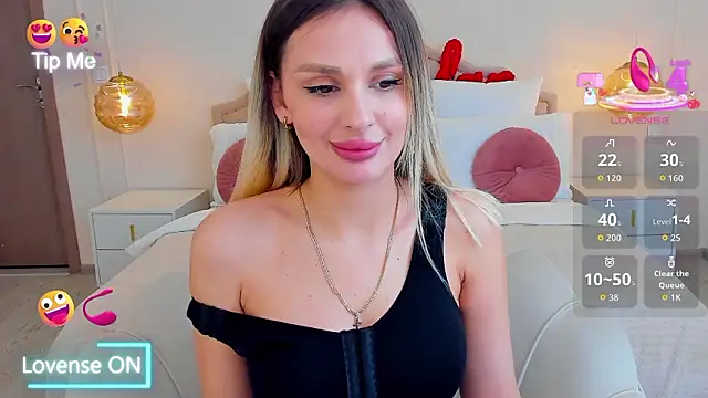 MissLoou online show from March 9, 6:17 am