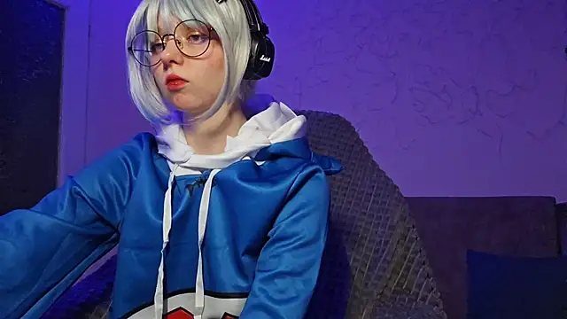 Snapshot of DanaWard chatting on February 23, 11:25 pm DanaWard online show from February 23, 11:25 pm