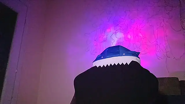 Snapshot of DanaWard chatting on November 2, 9:17 pm DanaWard online show from November 2, 9:17 pm