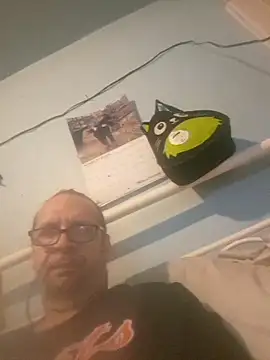 fastesttongue1680 online show from May 6, 9:14 am
