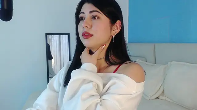 Zoe Benson online show from March 7, 12:45 pm