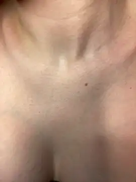 Snapshot of Belochka_a chatting on November 13, 8:19 pm Belochka a online show from November 13, 8:19 pm