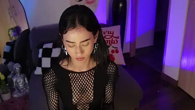 Snapshot of salome-brown chatting on November 3, 11:59 pm salome-brown online show from November 3, 11:59 pm