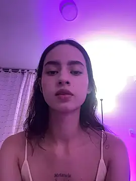 Snapshot of salome-brown chatting on March 11, 12:05 am salome-brown online show from March 11, 12:05 am