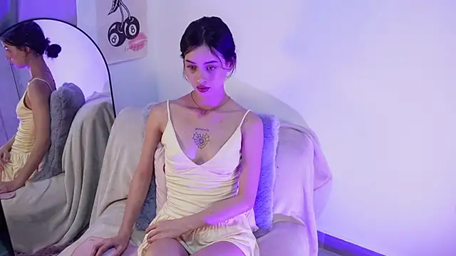 Snapshot of salome-brown chatting on March 13, 11:44 pm salome-brown online show from March 13, 11:44 pm