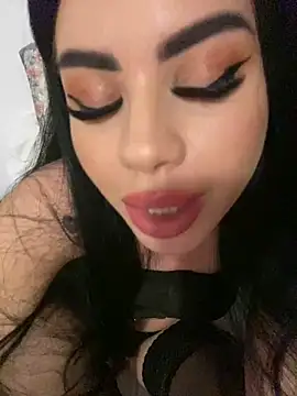 Snapshot of Ameliablack_1 chatting on December 18, 4:31 am Ameliablack 1 online show from December 18, 4:31 am