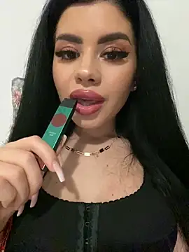 Snapshot of Ameliablack_1 chatting on February 1, 4:44 pm Ameliablack 1 online show from February 1, 4:44 pm