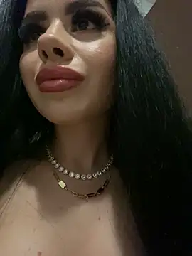 Snapshot of Ameliablack_1 chatting on February 4, 8:59 pm Ameliablack 1 online show from February 4, 8:59 pm