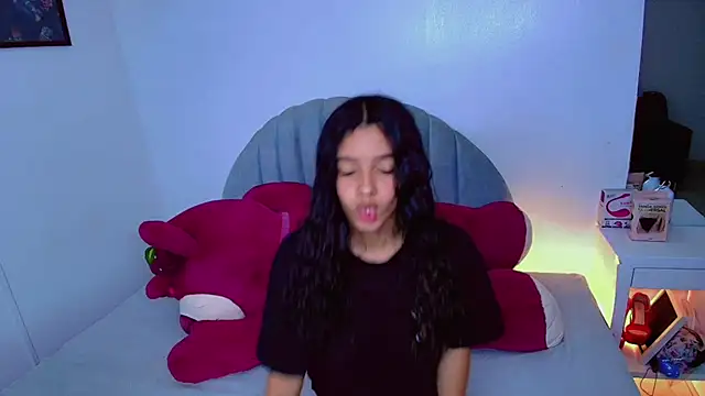 Snapshot of charlotte_0309 chatting on January 9, 7:04 pm charlotte 0309 online show from January 9, 7:04 pm