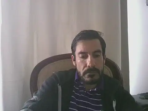 Snapshot of elkike1980 chatting on June 10, 2:05 pm elkike1980 online show from June 10, 2:05 pm