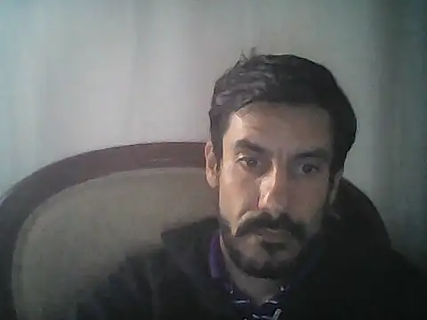 Snapshot of elkike1980 chatting on July 6, 6:54 pm elkike1980 online show from July 6, 6:54 pm