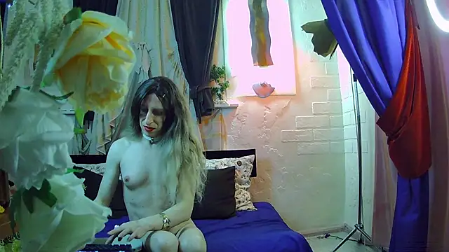 Mary Loon online show from February 13, 6:41 am