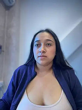 cata megan online show from February 15, 6:23 pm