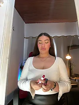 emmily d online show from April 27, 6:17 pm
