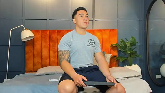 Ryan Hunt online show from February 7, 12:50 pm