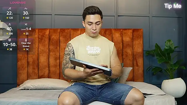 Ryan Hunt online show from March 12, 11:42 am