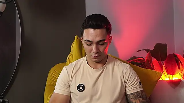 Ryan Hunt online show from October 11, 12:58 pm