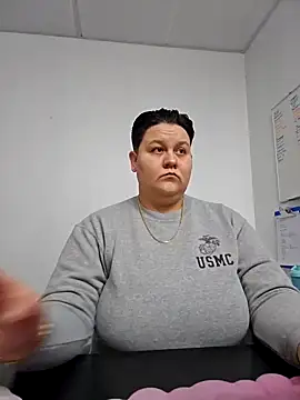 Snapshot of DevilDahm chatting on December 9, 4:58 pm DevilDahm online show from December 9, 4:58 pm