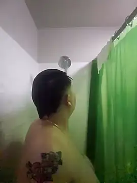 Snapshot of DevilDahm chatting on January 10, 1:52 pm DevilDahm online show from January 10, 1:52 pm