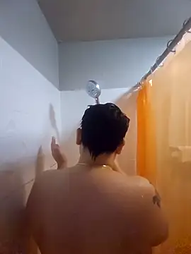 Snapshot of DevilDahm chatting on February 6, 2:04 pm DevilDahm online show from February 6, 2:04 pm