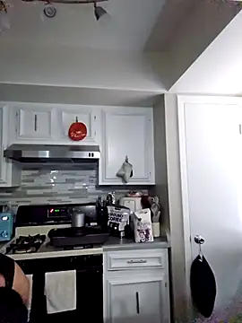 Snapshot of DevilDahm chatting on October 11, 12:10 am DevilDahm online show from October 11, 12:10 am