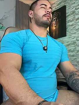 Snapshot of jaxon_colton chatting on June 10, 12:33 am jaxon colton online show from June 10, 12:33 am