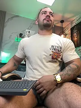 Snapshot of jaxon_colton chatting on June 16, 3:58 pm jaxon colton online show from June 16, 3:58 pm