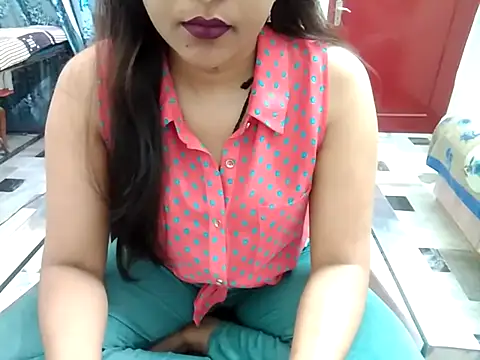 Snapshot of aarushi_sharmaa chatting on February 13, 2:42 pm aarushi sharmaa online show from February 13, 2:42 pm