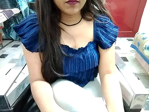 Snapshot of aarushi_sharmaa chatting on February 27, 3:14 am aarushi sharmaa online show from February 27, 3:14 am