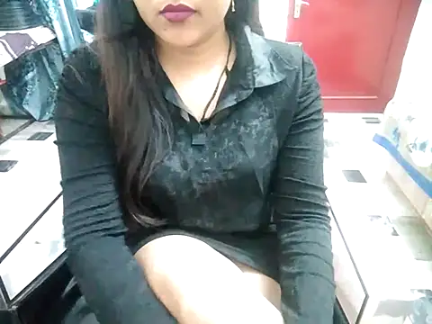 Snapshot of aarushi_sharmaa chatting on February 27, 3:26 pm aarushi sharmaa online show from February 27, 3:26 pm