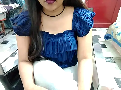 Snapshot of aarushi_sharmaa chatting on March 2, 8:16 am aarushi sharmaa online show from March 2, 8:16 am