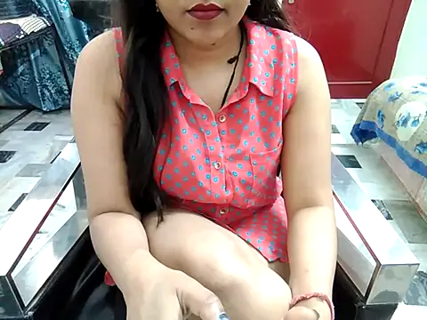 Snapshot of aarushi_sharmaa chatting on March 3, 11:55 am aarushi sharmaa online show from March 3, 11:55 am